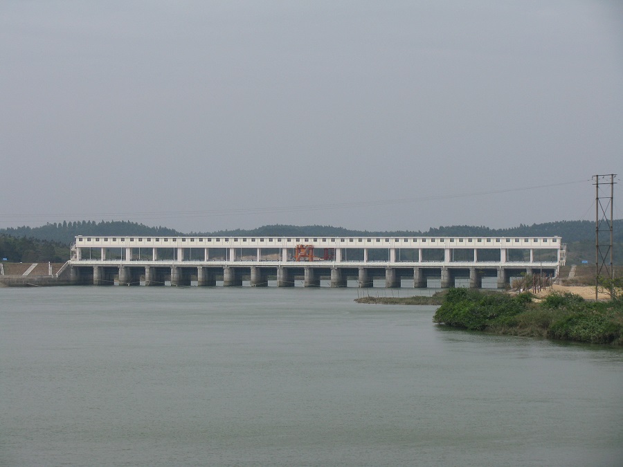 欽州市欽南區(qū)東場(chǎng)鎮(zhèn)大風(fēng)江擋潮閘.JPG